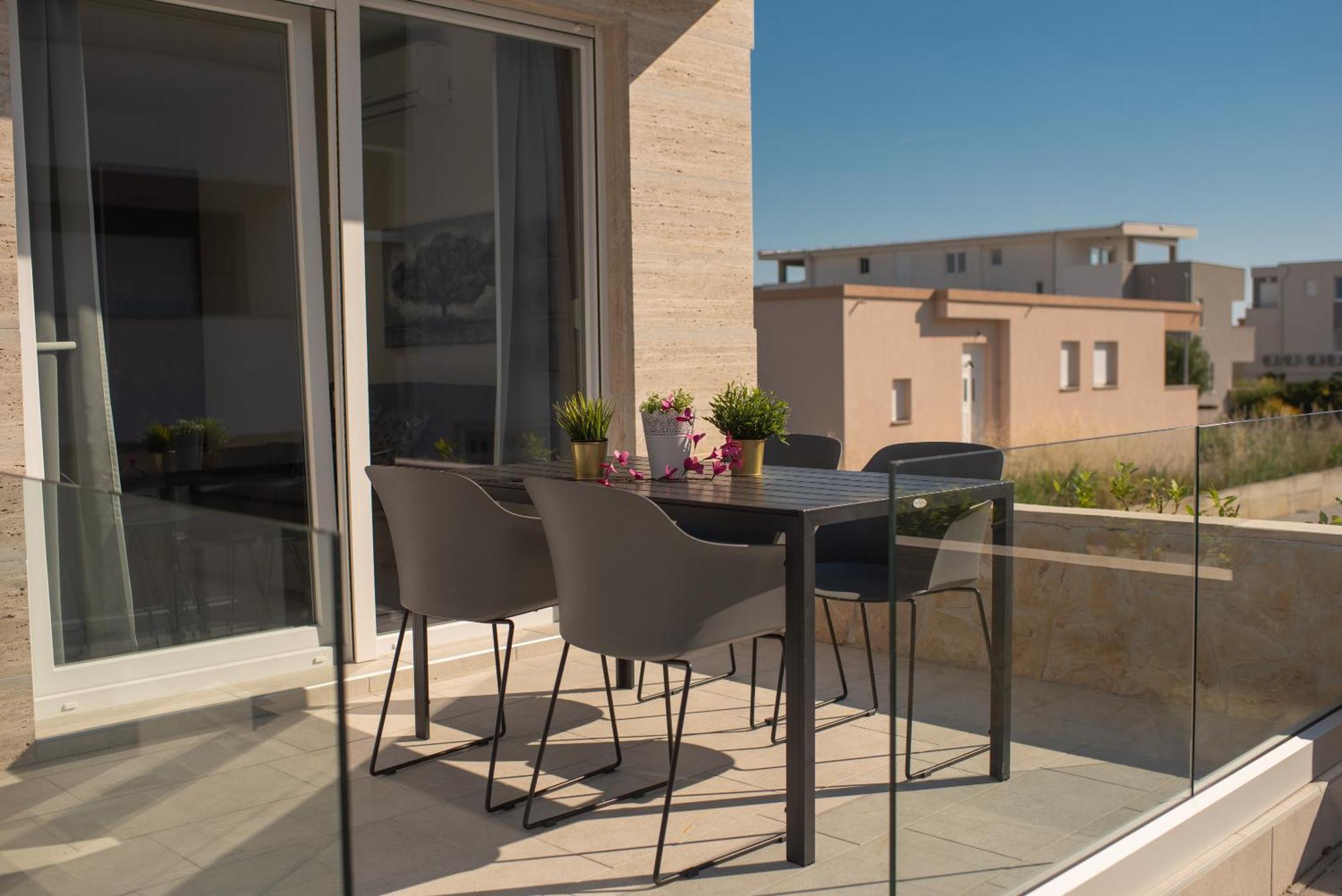 Apartments & Rooms Pool Villas Maris B Novalja Room photo