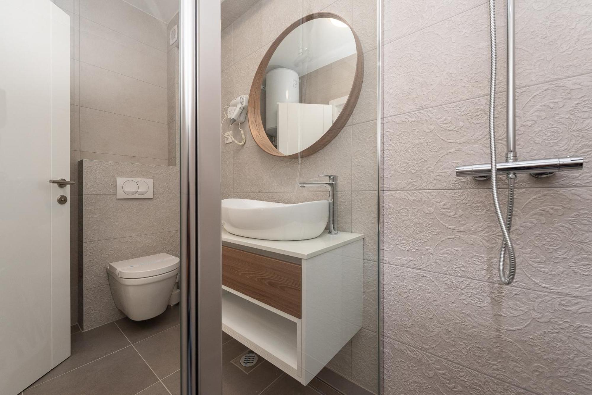 Apartments & Rooms Pool Villas Maris B Novalja Room photo